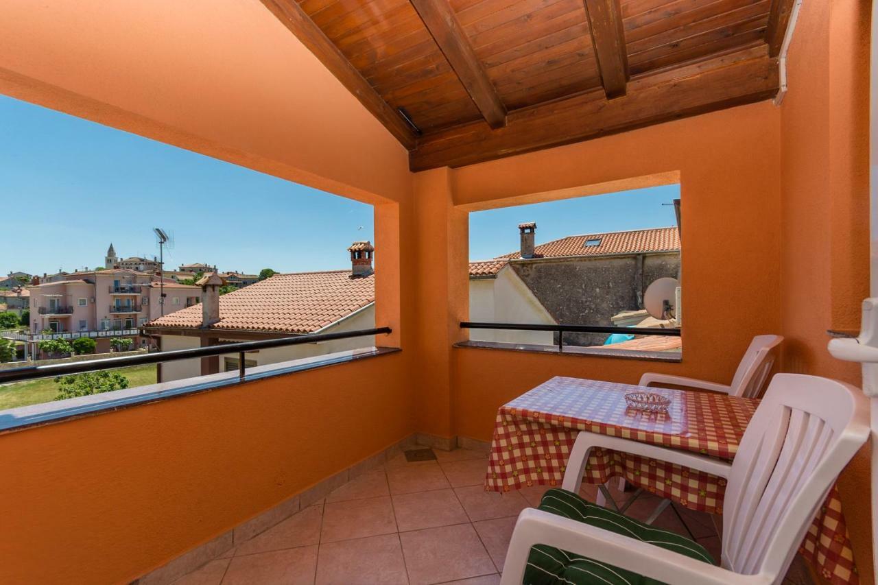 Carmen 2 Apartment Funtana Exterior photo